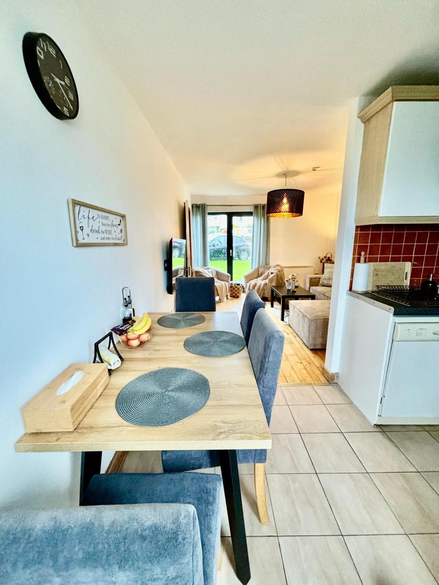 Sea Whispers - My Charming Costal Retreat In Youghal Exterior foto